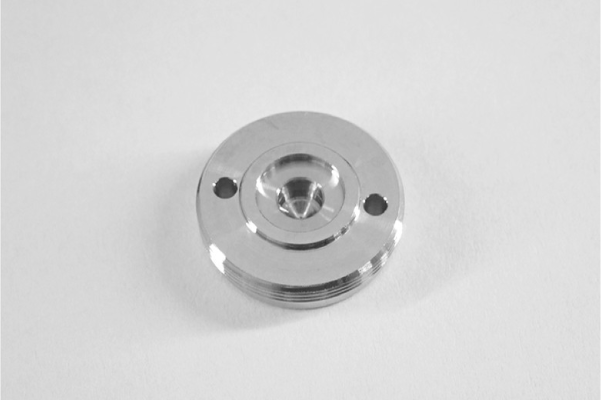 半導体製造装置用部品 SUS316L φ14精密シャフト 旋盤加工事例